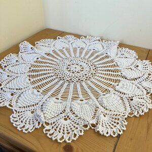 Hand Crochet Pineapple Lace Doily Vintage Textured Cotton Centerpiece Doilies